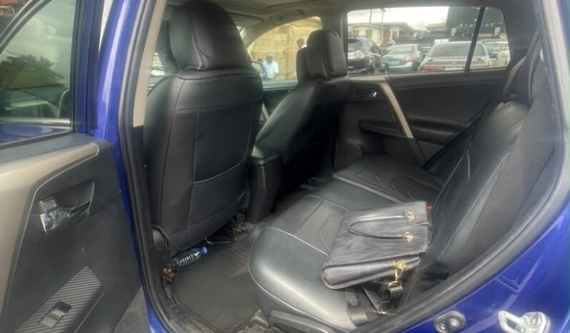 
								2014 Toyota RAV4 full									