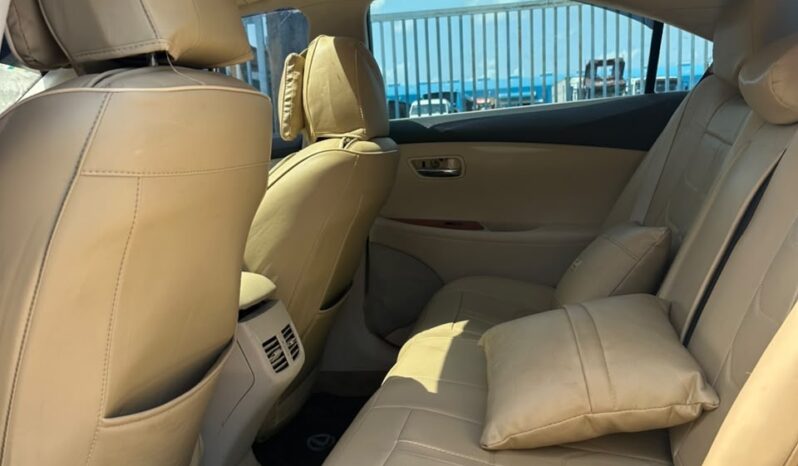 
								2010 Lexus ES350 full									