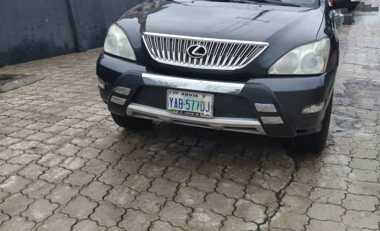 
								2004 Lexus RX330 full									