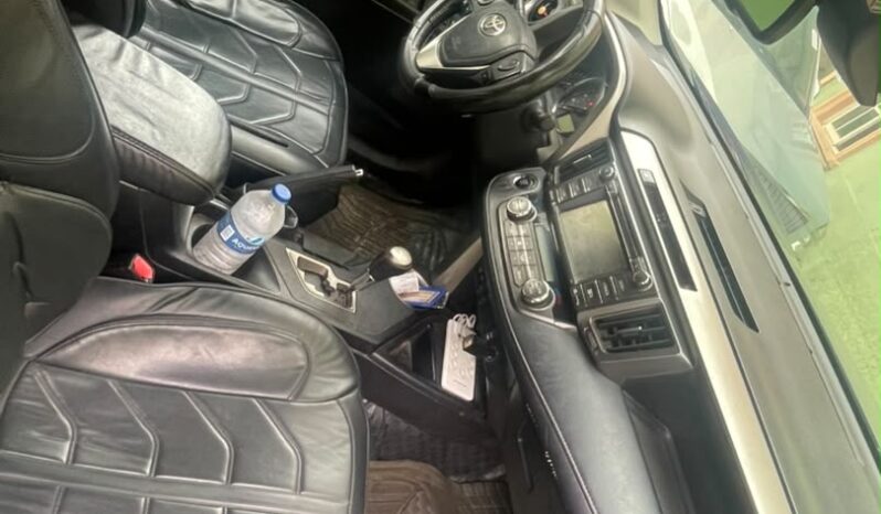 
								2014 Toyota RAV4 full									
