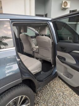 
										2020 Toyota Highlander full									