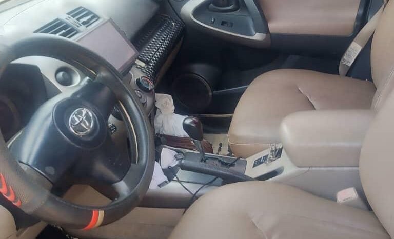
								2008 Toyota RAV4 full									