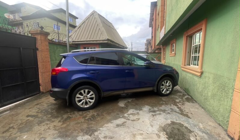 
								2014 Toyota RAV4 full									