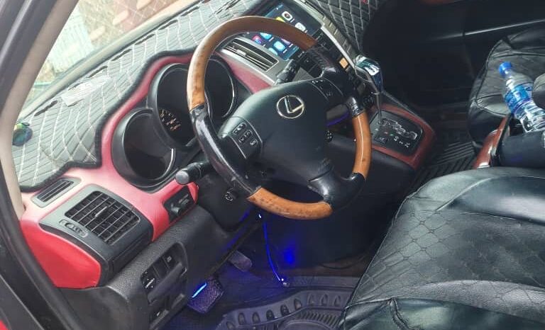 
								2004 Lexus RX330 full									