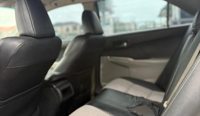 
								2013 Toyota Camry full									