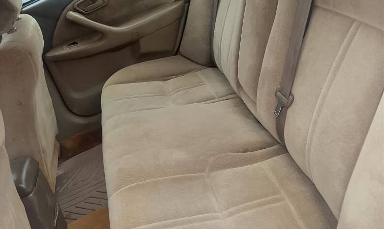 
								2002 Toyota Camry full									