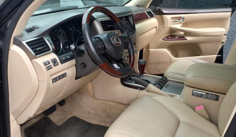 
								2014 Lexus LX570 full									