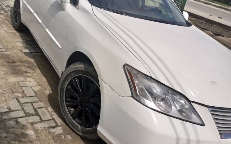 
								2008 Lexus ES350 full									