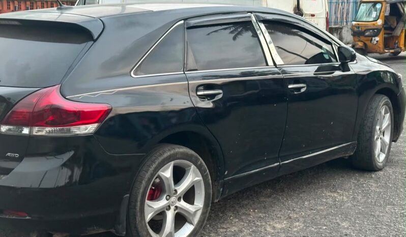 
								2010 Toyota Venza full									