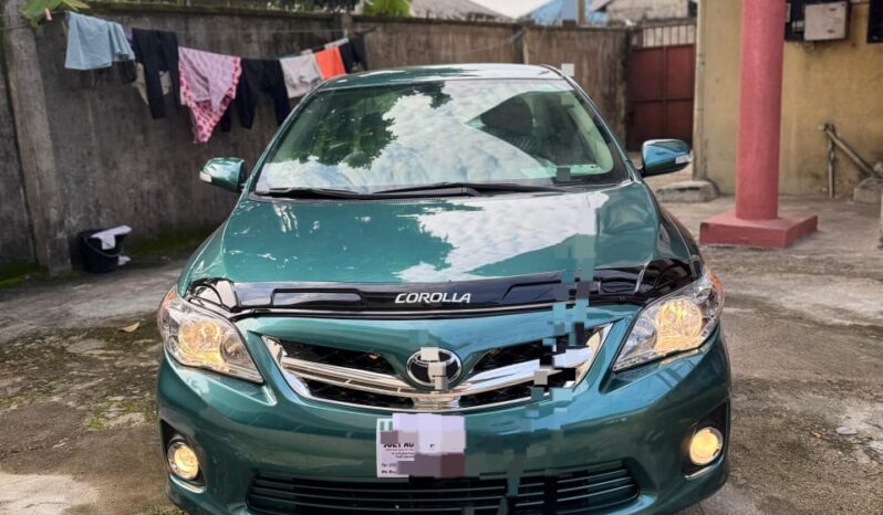
								2009 Toyota Corolla full									