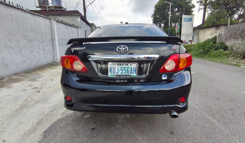 
								2009 Toyota Corolla full									