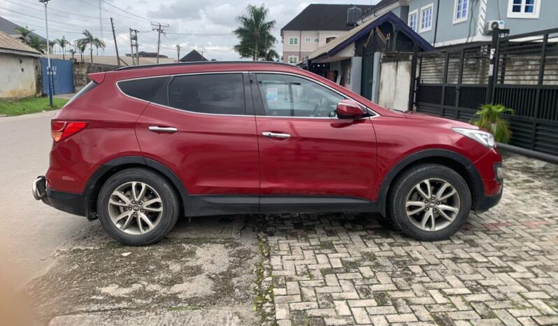 
								2014 Hyundai Santa Fe full									