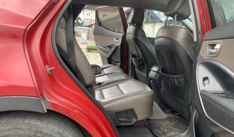 
								2014 Hyundai Santa Fe full									