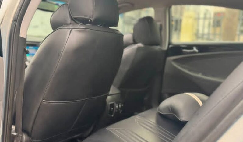
								2013 Hyundai Sonata full									