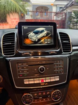 
										2018 Mercedes-Benz GLE 400 full									