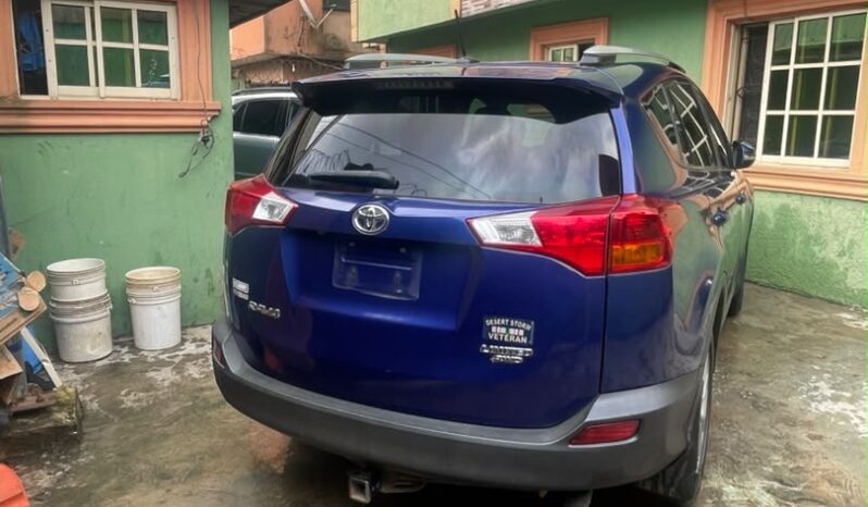 
								2014 Toyota RAV4 full									