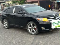 
										2010 Toyota Venza full									