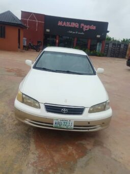 
										2002 Toyota Camry full									