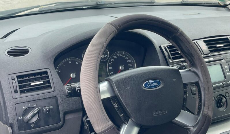 
								2007 Ford Focus full									