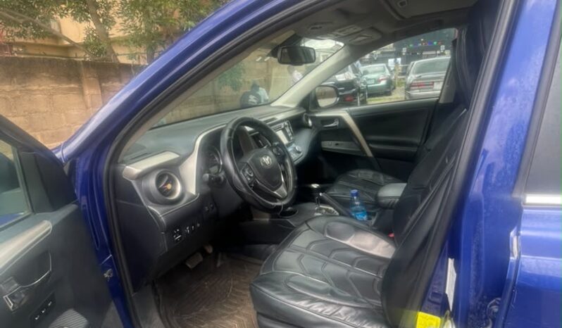 
								2014 Toyota RAV4 full									