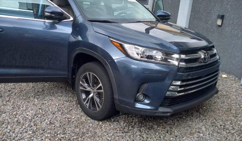 
								2020 Toyota Highlander full									
