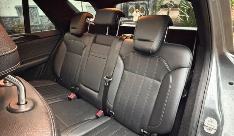
								2018 Mercedes-Benz GLE 400 full									