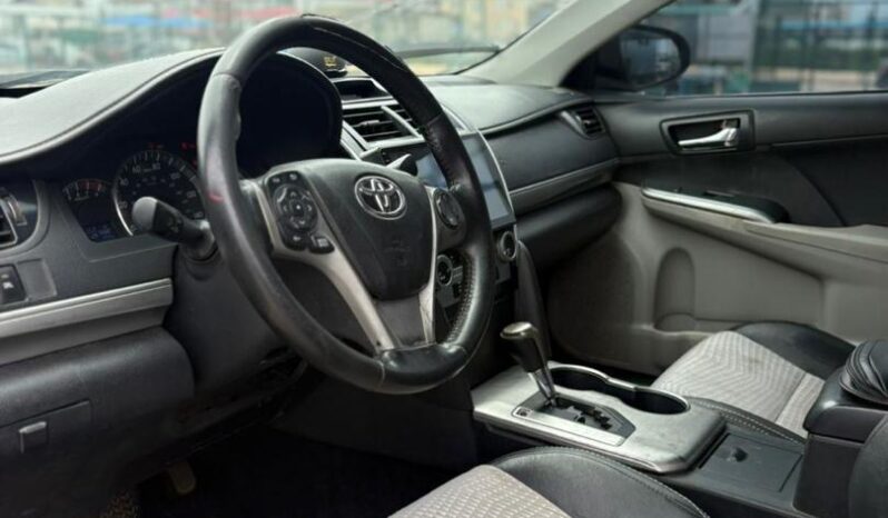 
								2013 Toyota Camry full									