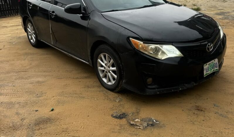 
								2013 Toyota Camry full									