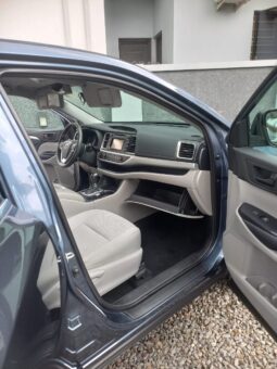 
										2020 Toyota Highlander full									