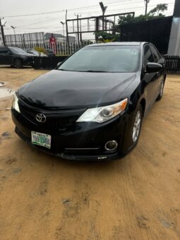 
										2013 Toyota Camry full									