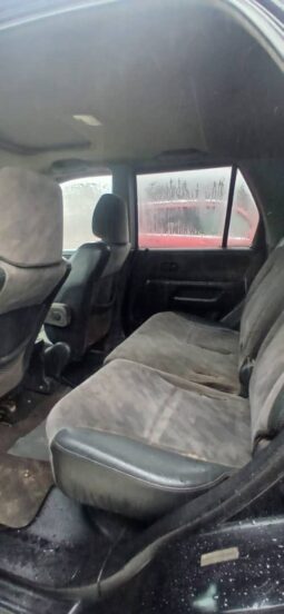 
										2004 Honda CR-V full									