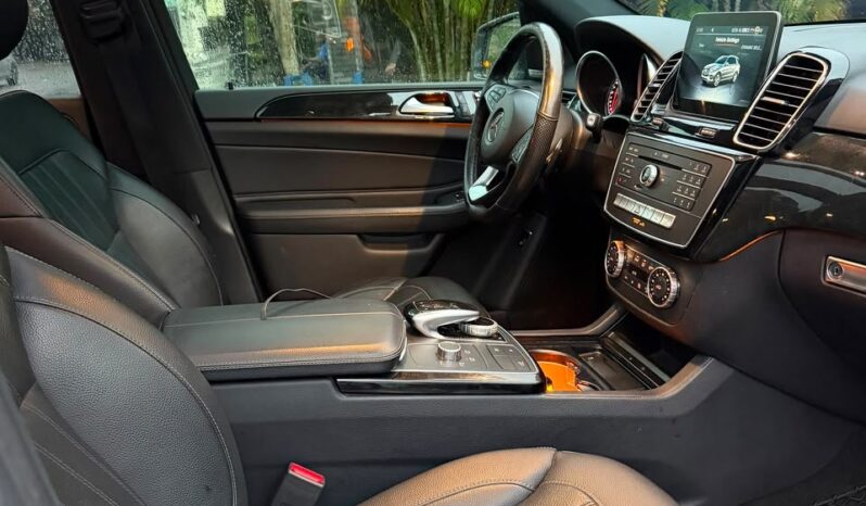 
								2018 Mercedes-Benz GLE 400 full									