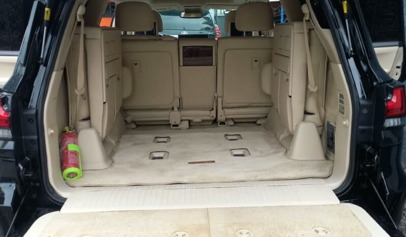 
								2024 Lexus LX600 full									