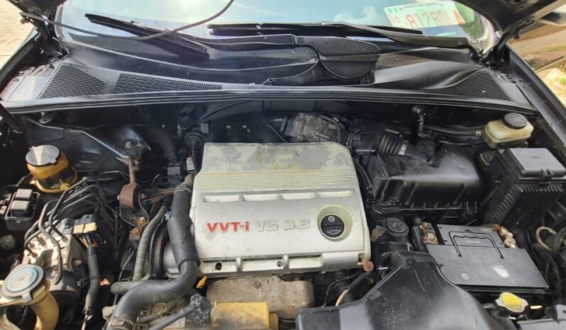 
								2006 Lexus RX330 full									