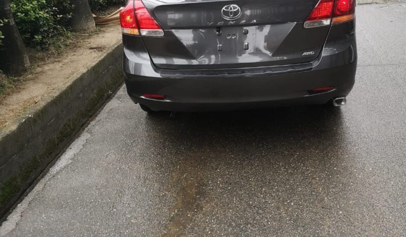 
								2011 Toyota Venza full									