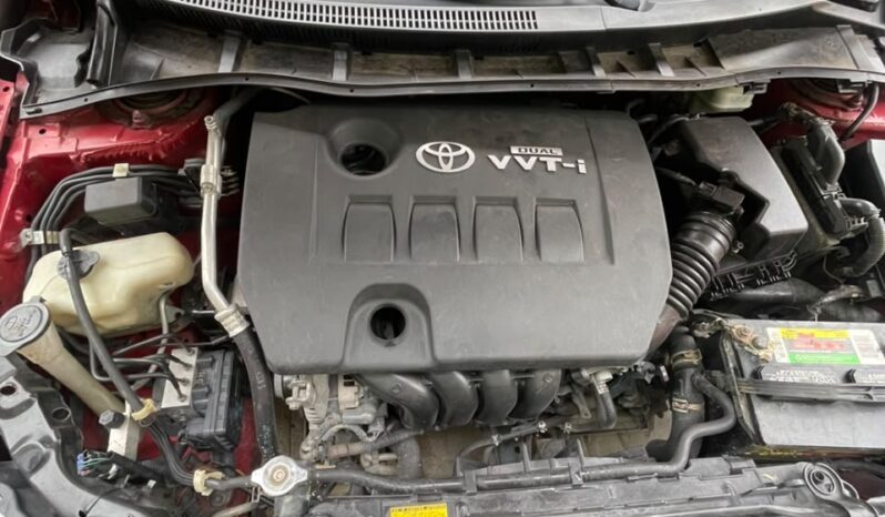 
								2010 Toyota Corolla full									
