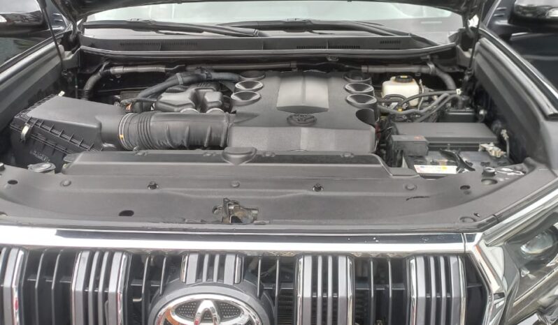 
								2023 Toyota Prado full									