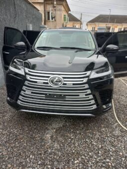 
										2024 Lexus LX600 full									