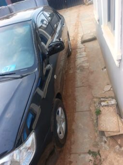 
										2004 Toyota Corolla full									