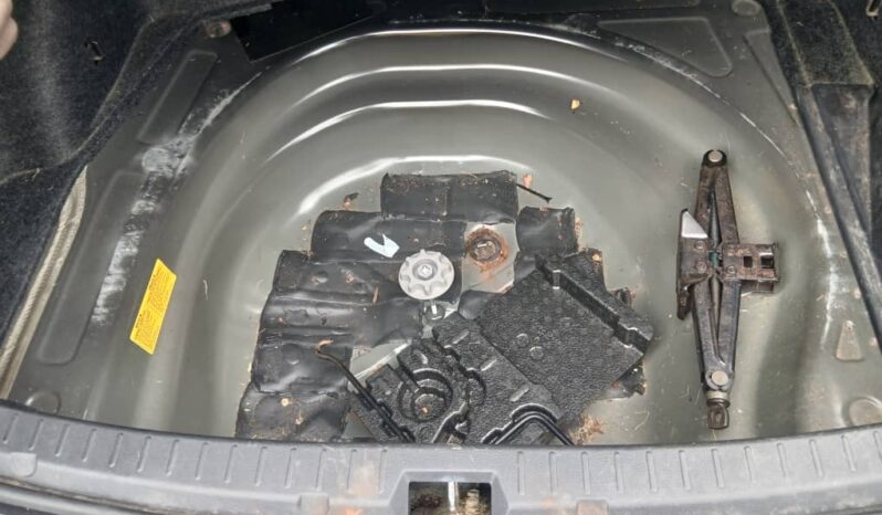 
								2009 Toyota Corolla full									