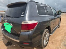 
										2011 Toyota Highlander full									
