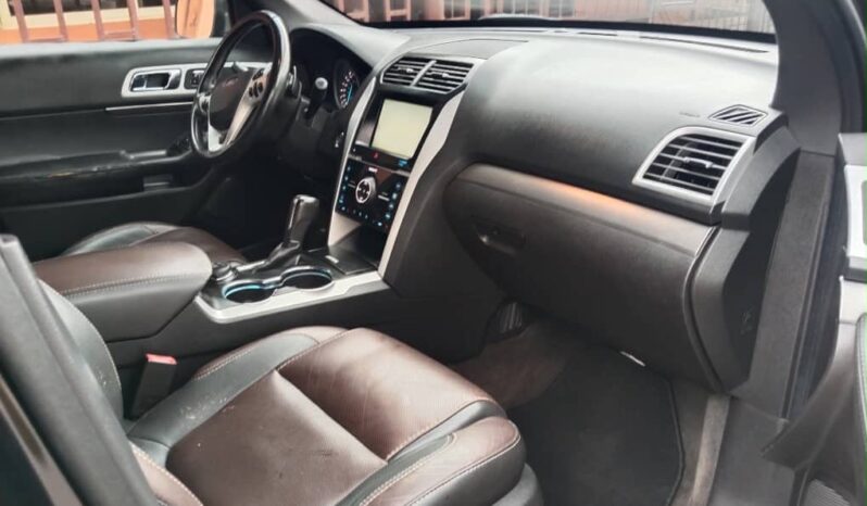 
								2015 Ford Explorer full									