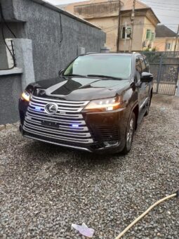 2024 Lexus LX600