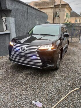 2024 Lexus LX600