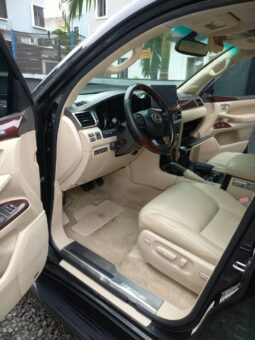 
										2024 Lexus LX600 full									