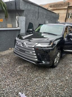 
										2024 Lexus LX600 full									