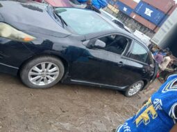 
										2009 Toyota Corolla full									