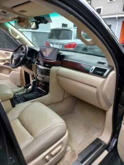 
										2024 Lexus LX600 full									