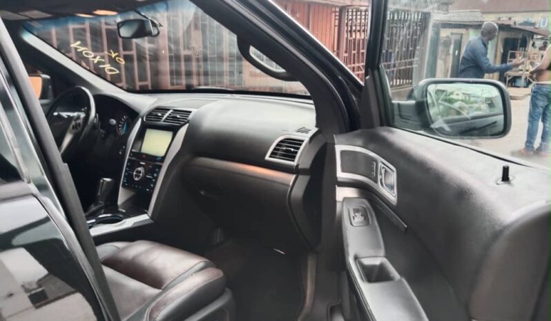 
								2015 Ford Explorer full									