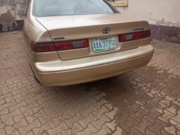 
										2002 Toyota Camry full									